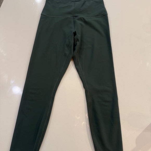 Lulelemon Wunder Train Contour Fit High-Rise Tight 25" - Picture 2 of 6